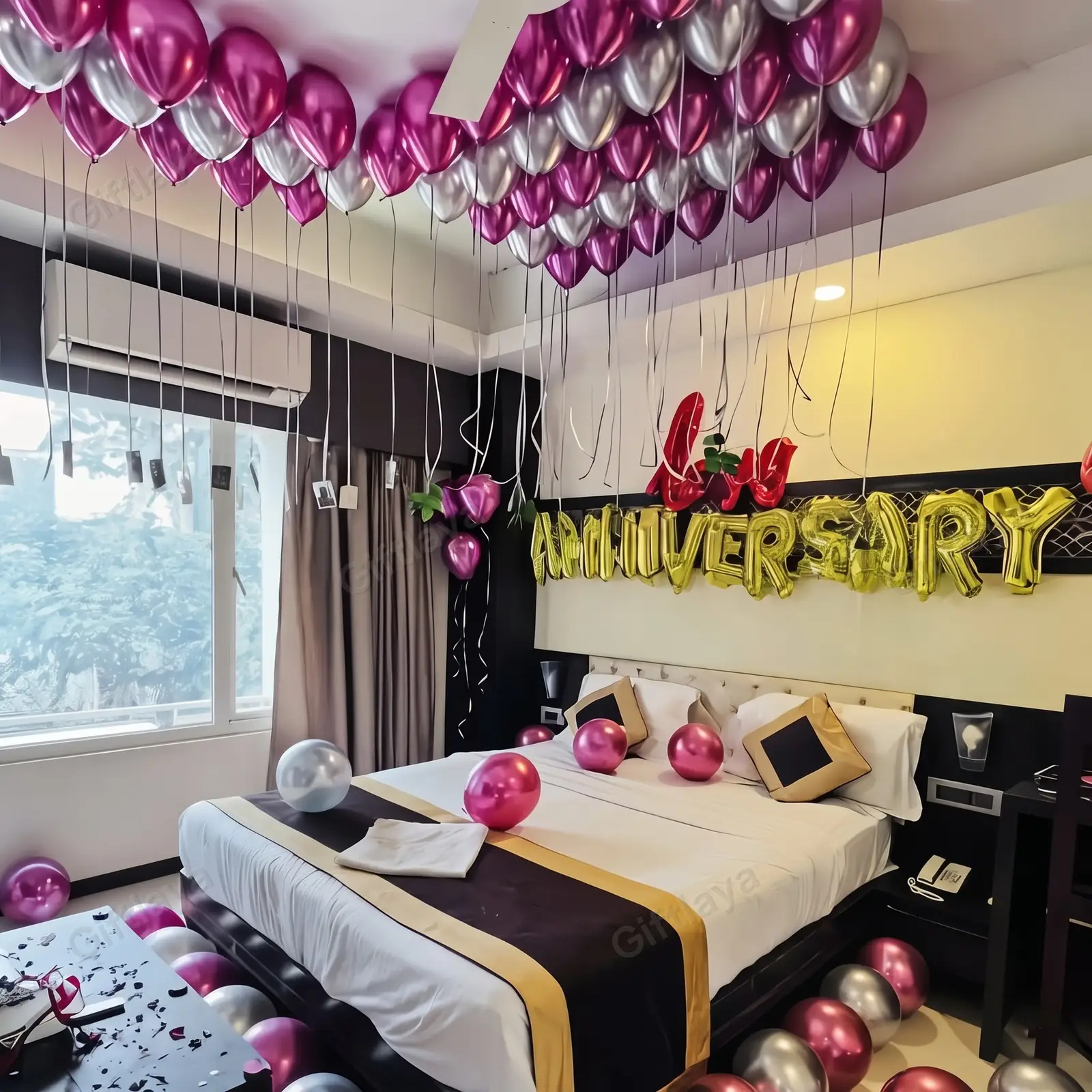 Chrome Balloon Room Decoration — photo 2