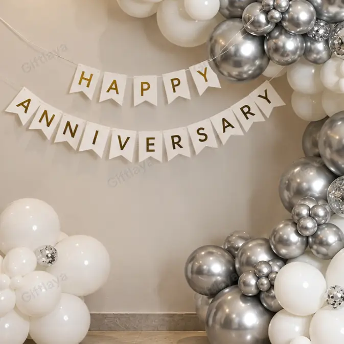 Elegant Silver and White Decoration — photo 2