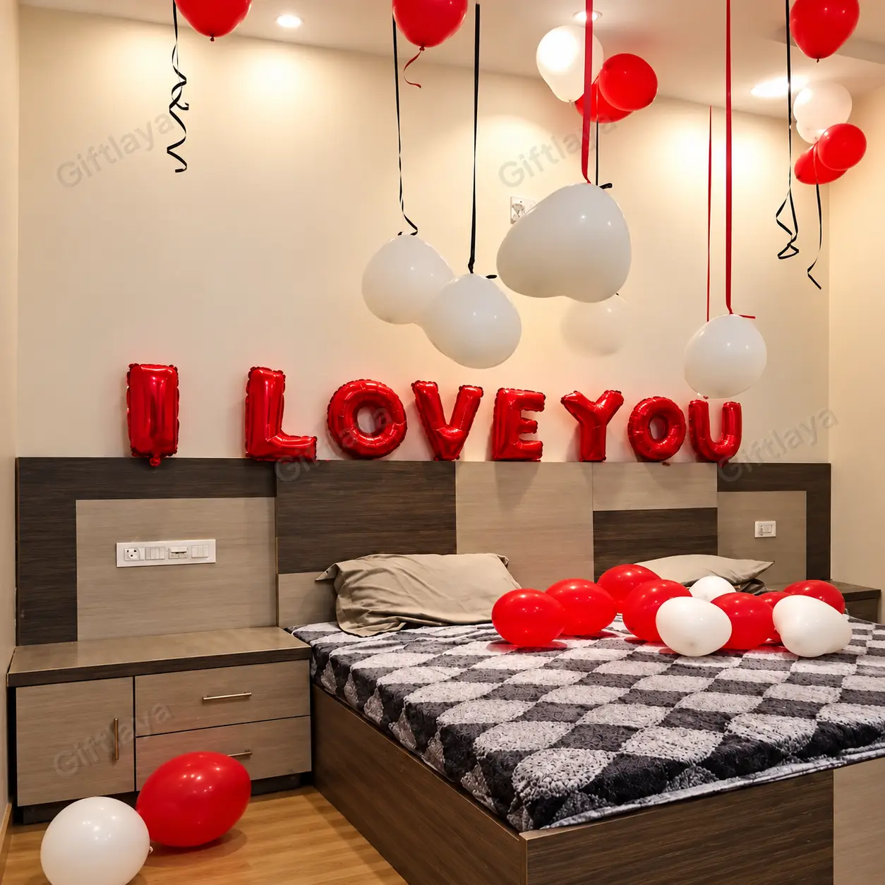 Simple Proposal Room Decor — photo 3