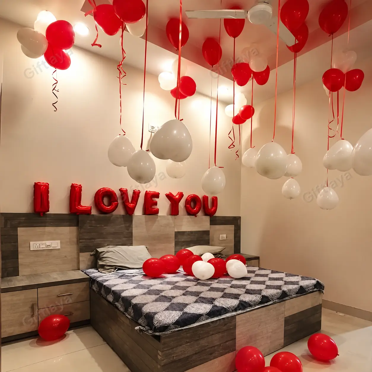 Simple Proposal Room Decor — photo 2