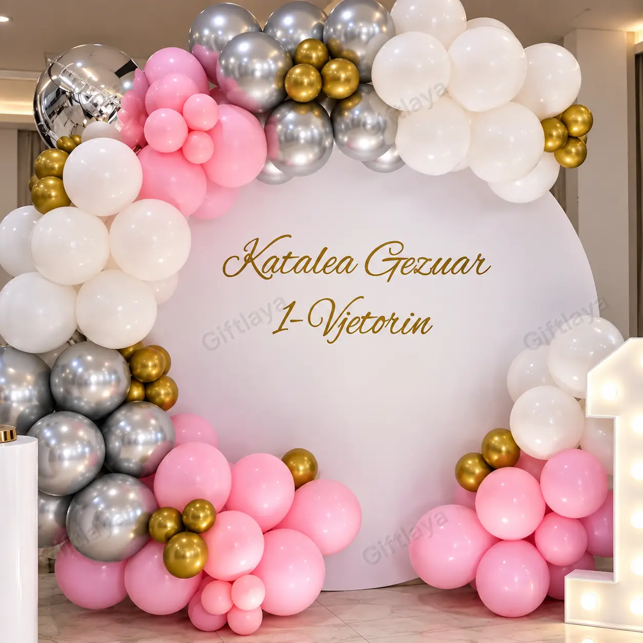 1st Birthday Balloon Decoration — photo 2
