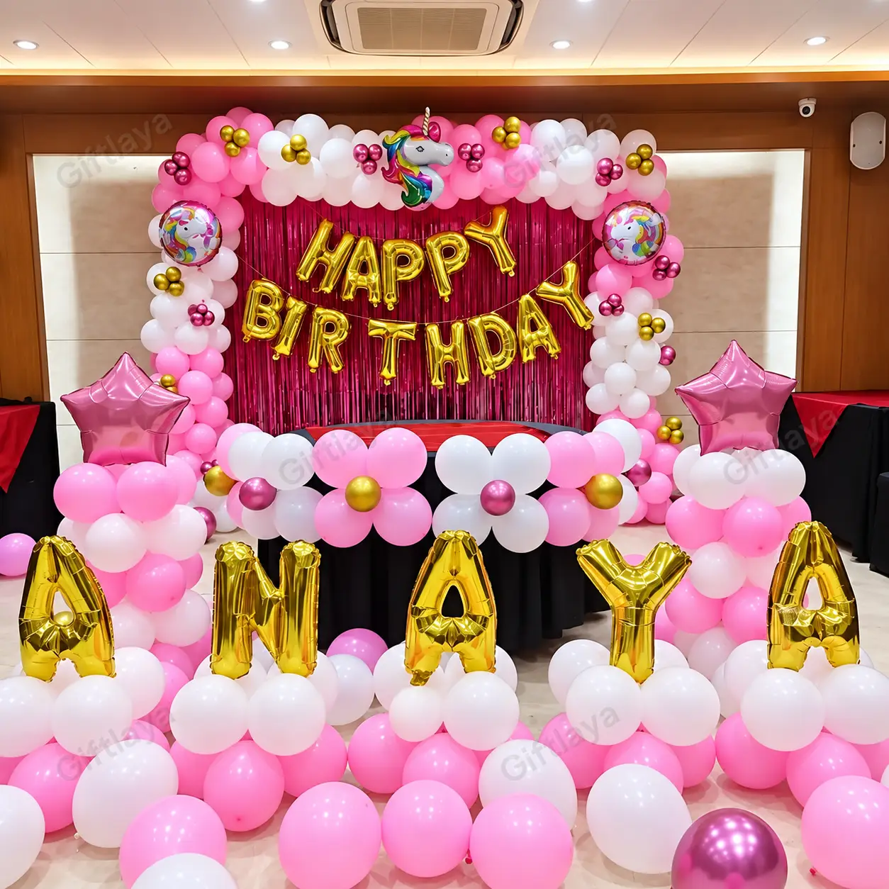 Simple Unicorn Stage Decoration — photo 4