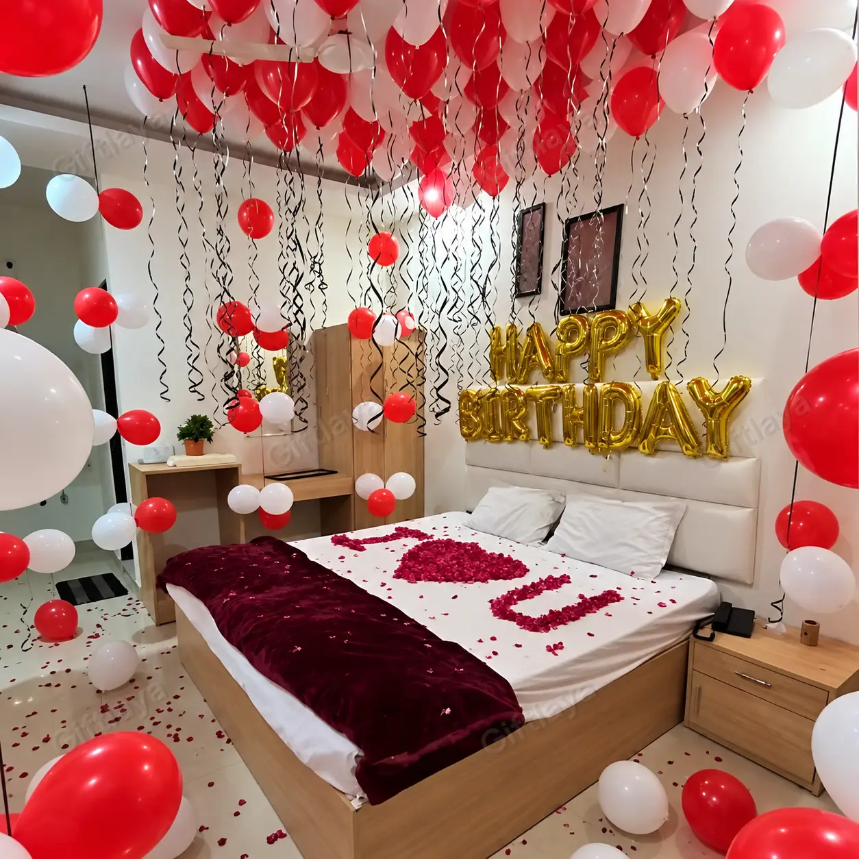 Red White Decoration
