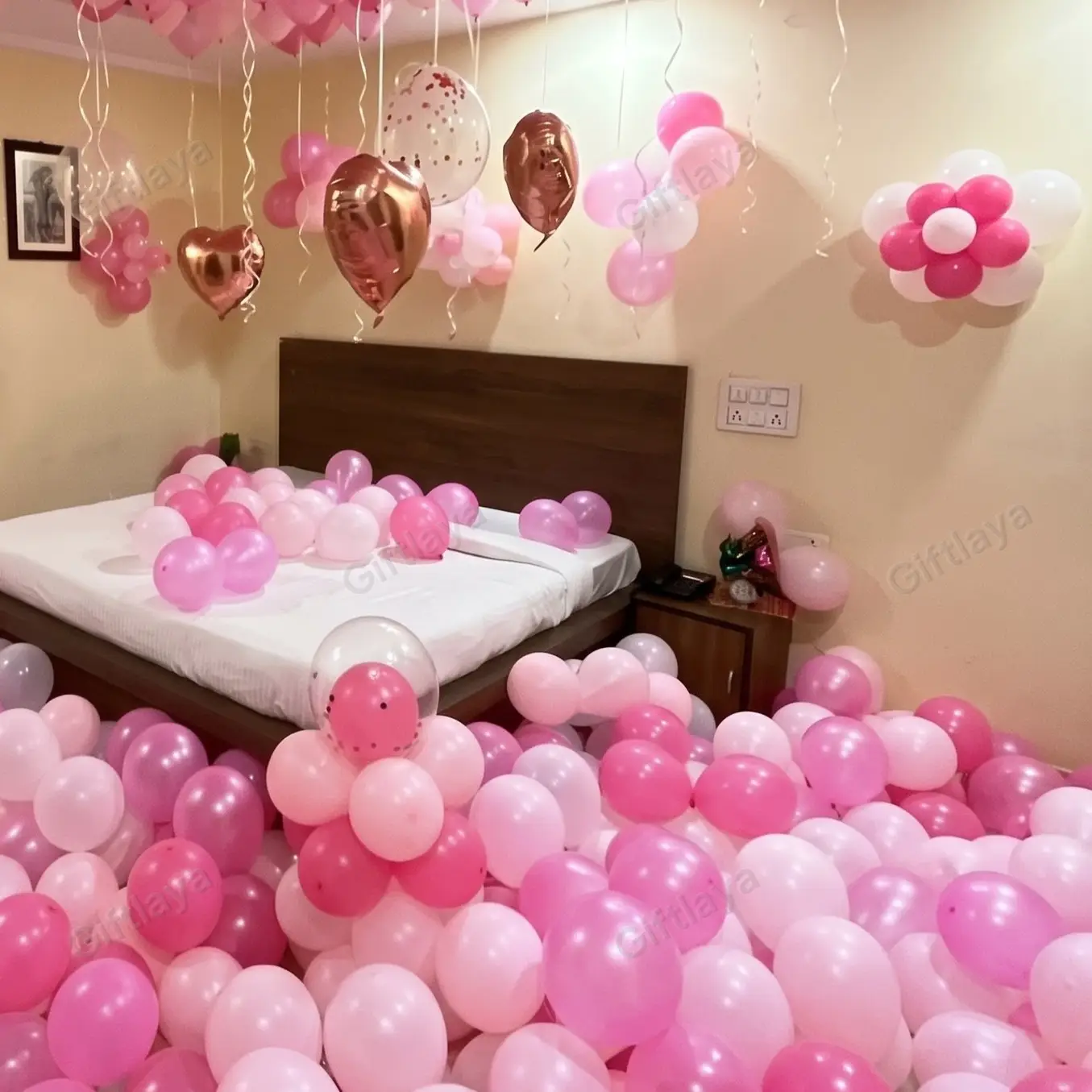 Romantic Surprise Room Decoration — photo 3