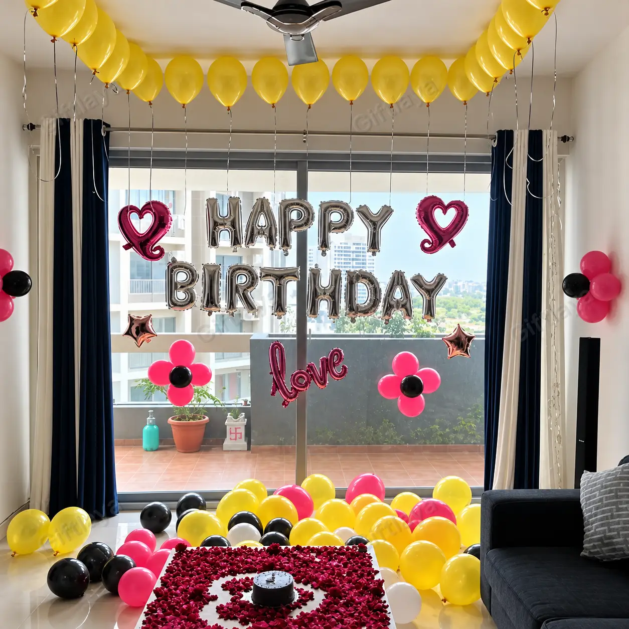 Simple Hall Romantic Decoration