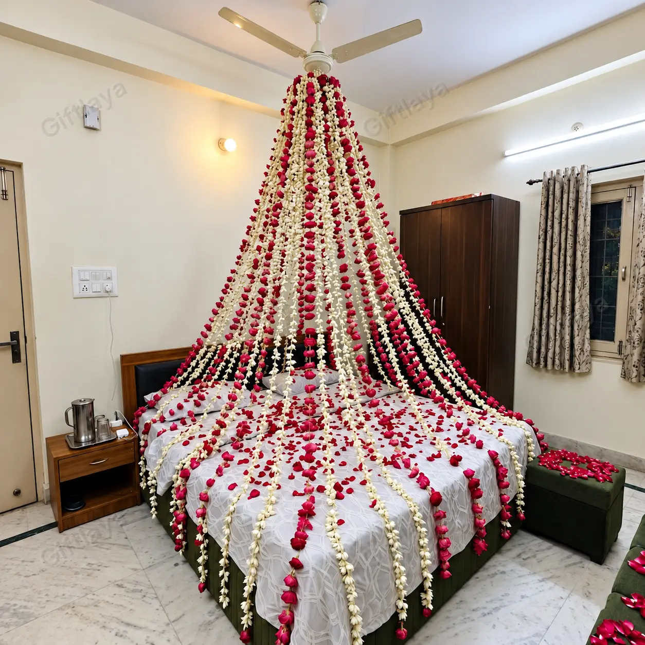 First Night Bed Flower Decoration