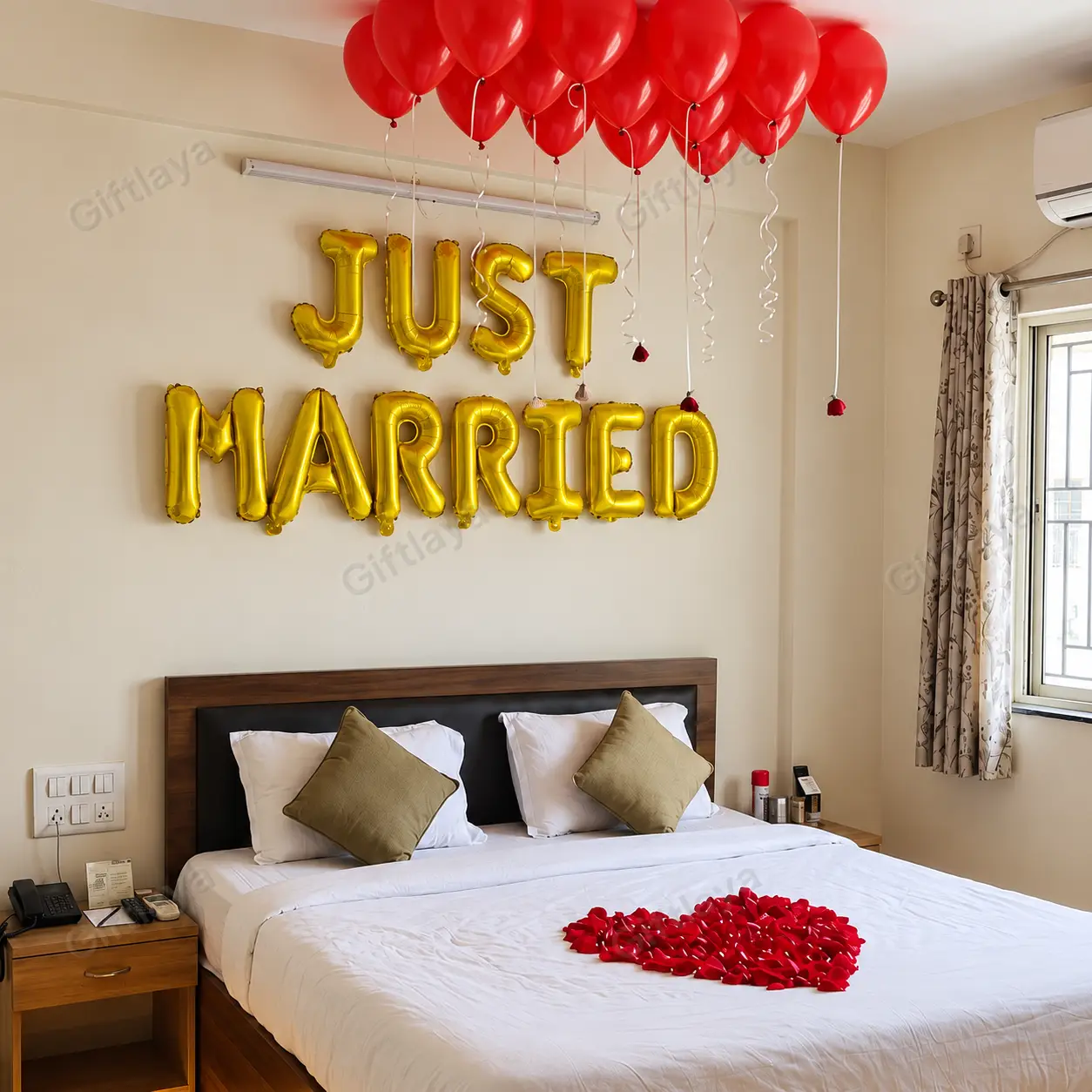 Simple Wedding Night Decoration — photo 3