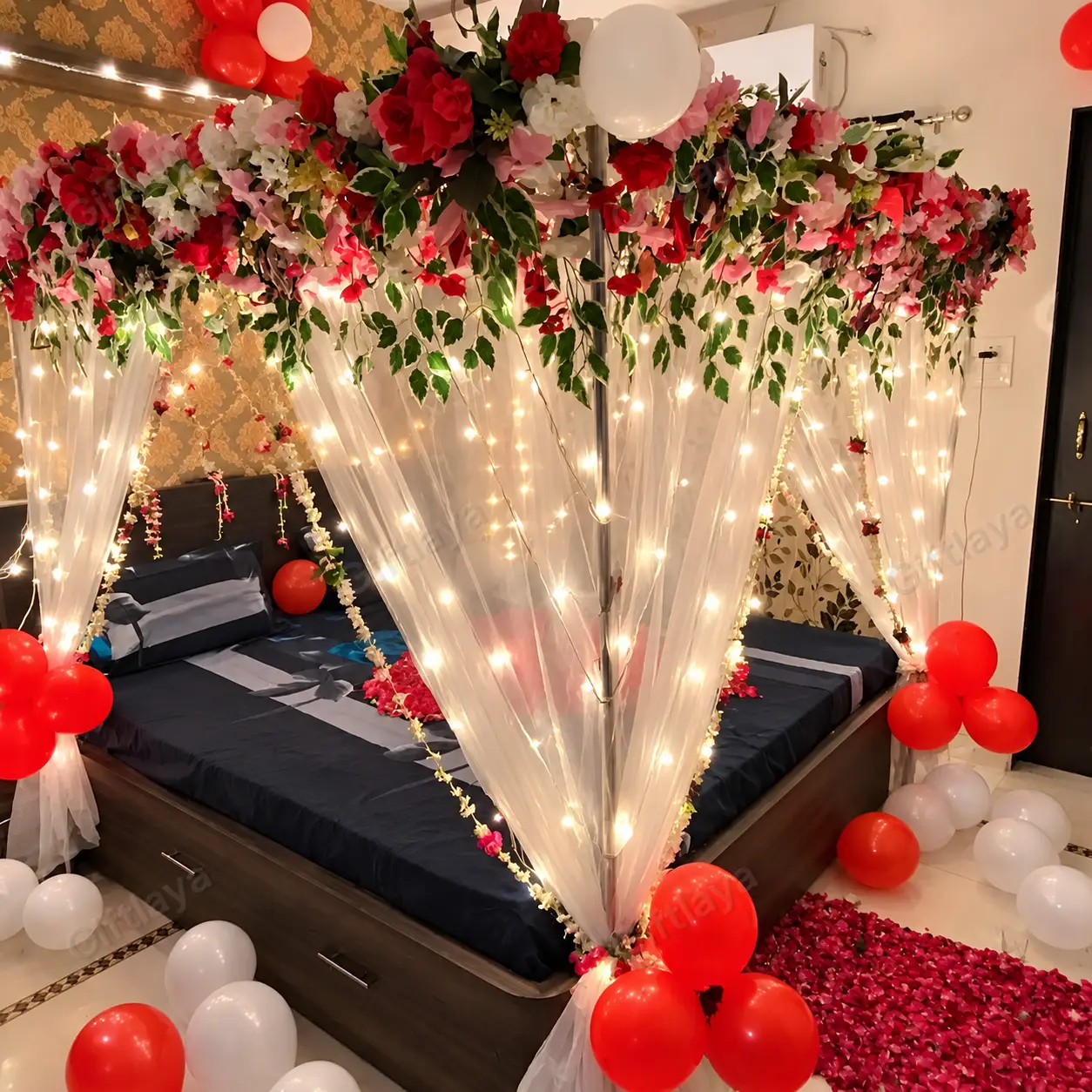 Wedding Bed Decoration for First Night — photo 2