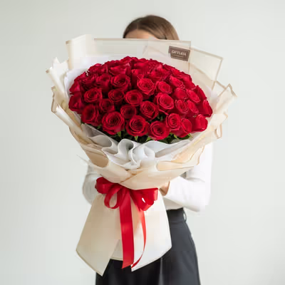 50 Red Rose Bouquet with Rose Flowers