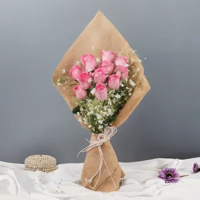 Aesthetic Pink Rose Bouquet