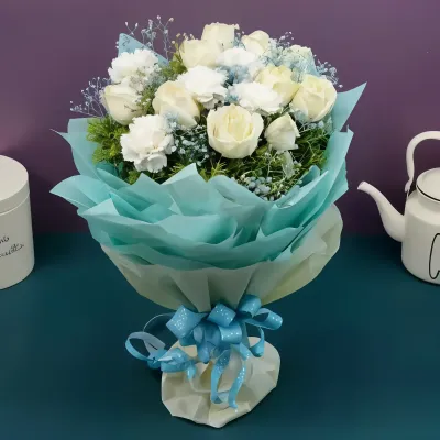 Touch of Luxury White Roses