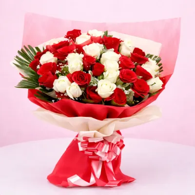 Luxury Red White Rose Bouquet