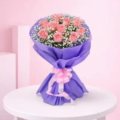 Beautiful Bouquet of 10 Roses