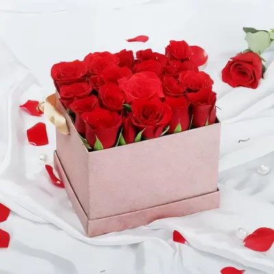 Romantic Red Rose Box