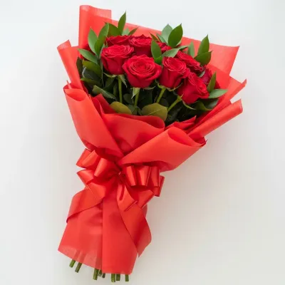 Bunch of 8 Red Roses