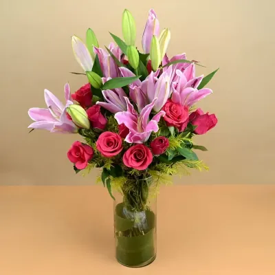 Pink Oriental Lilies n Roses Bunch