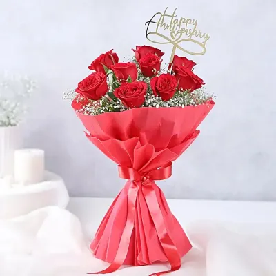 Romantic anniversary rose bouquet delivery in Noida