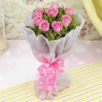 Bunch of 8 Pink Roses