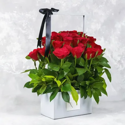 Red Roses in a Box