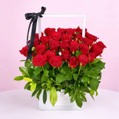 Red Roses in a Box