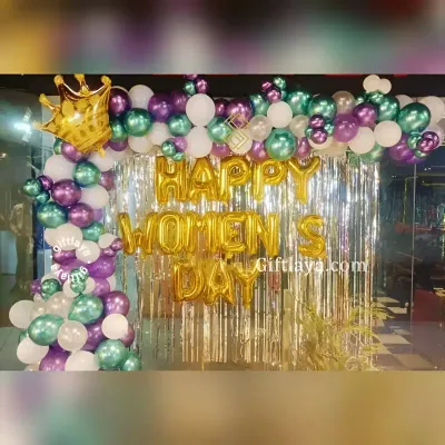 Happy Women's Day Arch
