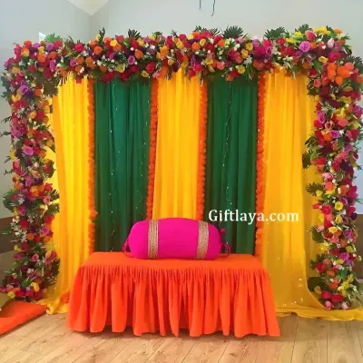 Mehndi Decoration with Flowers