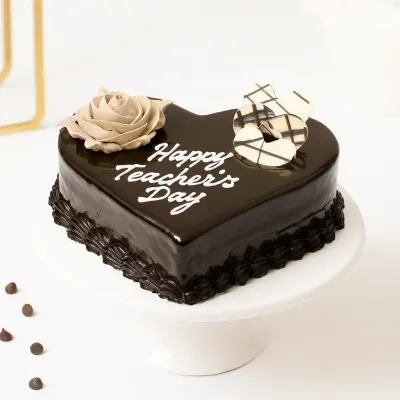 Heart Shape Teachers Day Cake