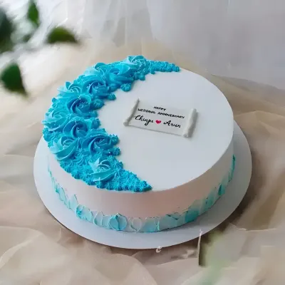 Blue and White Theme Cake