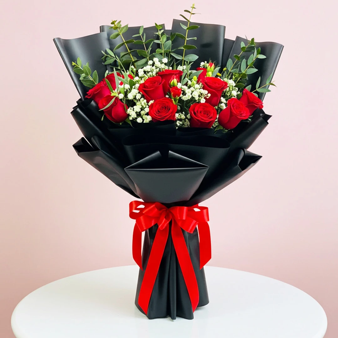 Valentine Special Red Rose Hand Bouquet