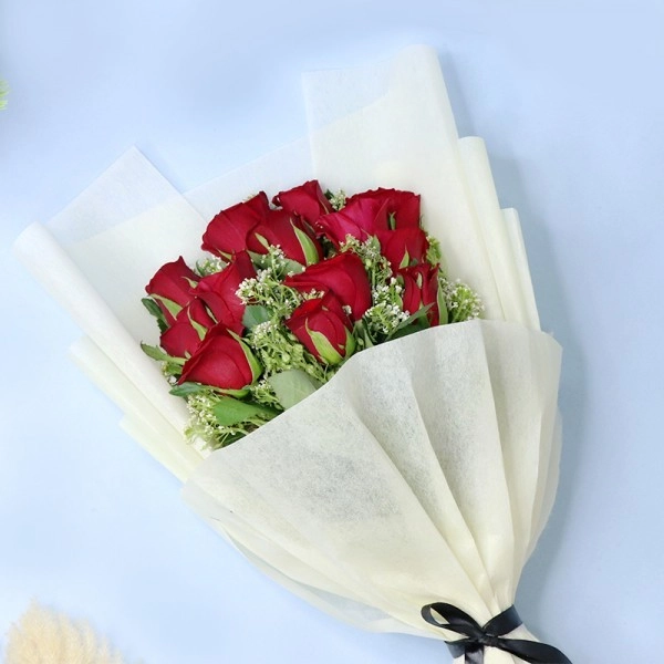 Classic red rose bouquet delivery in Ghaziabad