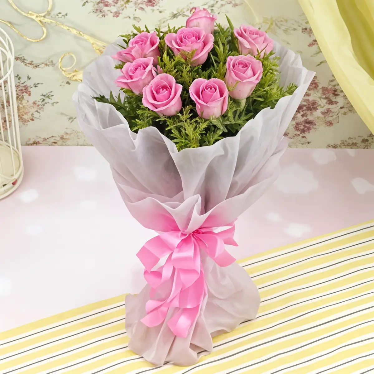 Bunch of 8 Pink Roses