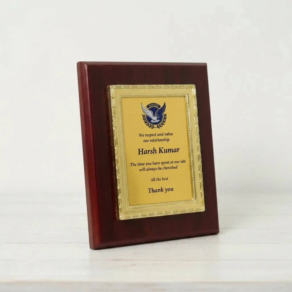 Wooden Plaque with Gold Plate — photo 2