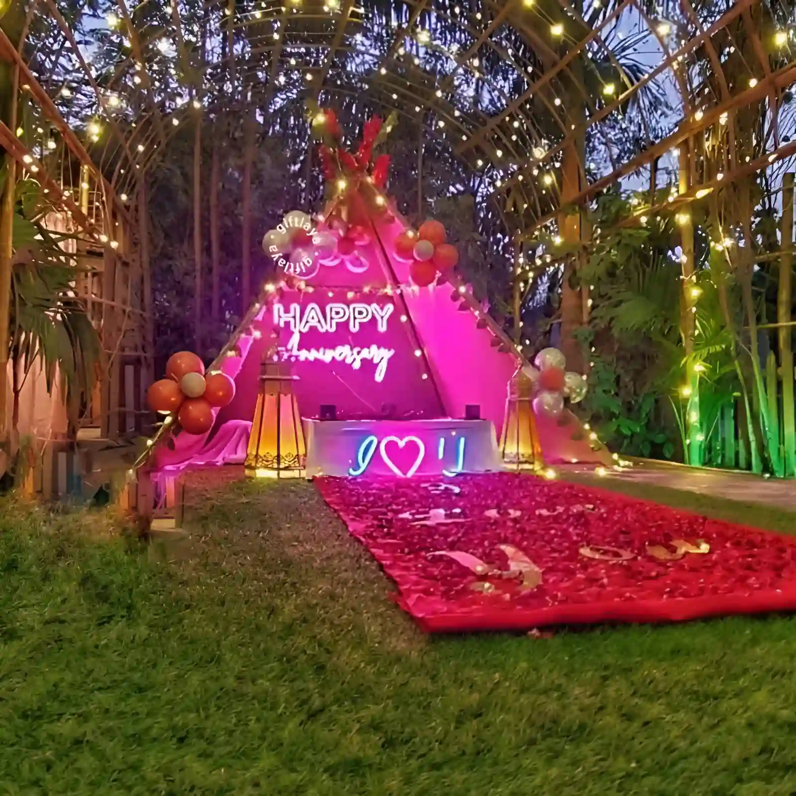 Lavish Love Dinner Experience