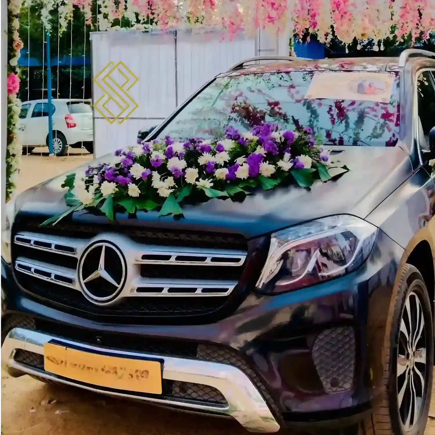 Elegant Mercedes Wedding Car Decoration