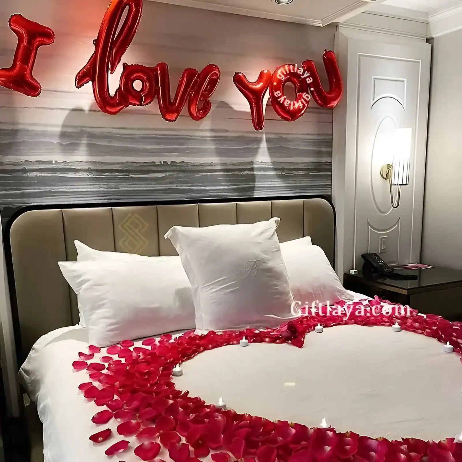 Romantic Rose Decoration