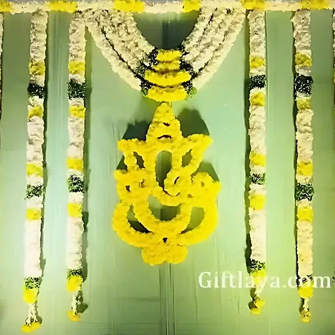 Mehndi Backdrop with Artificial Flower
