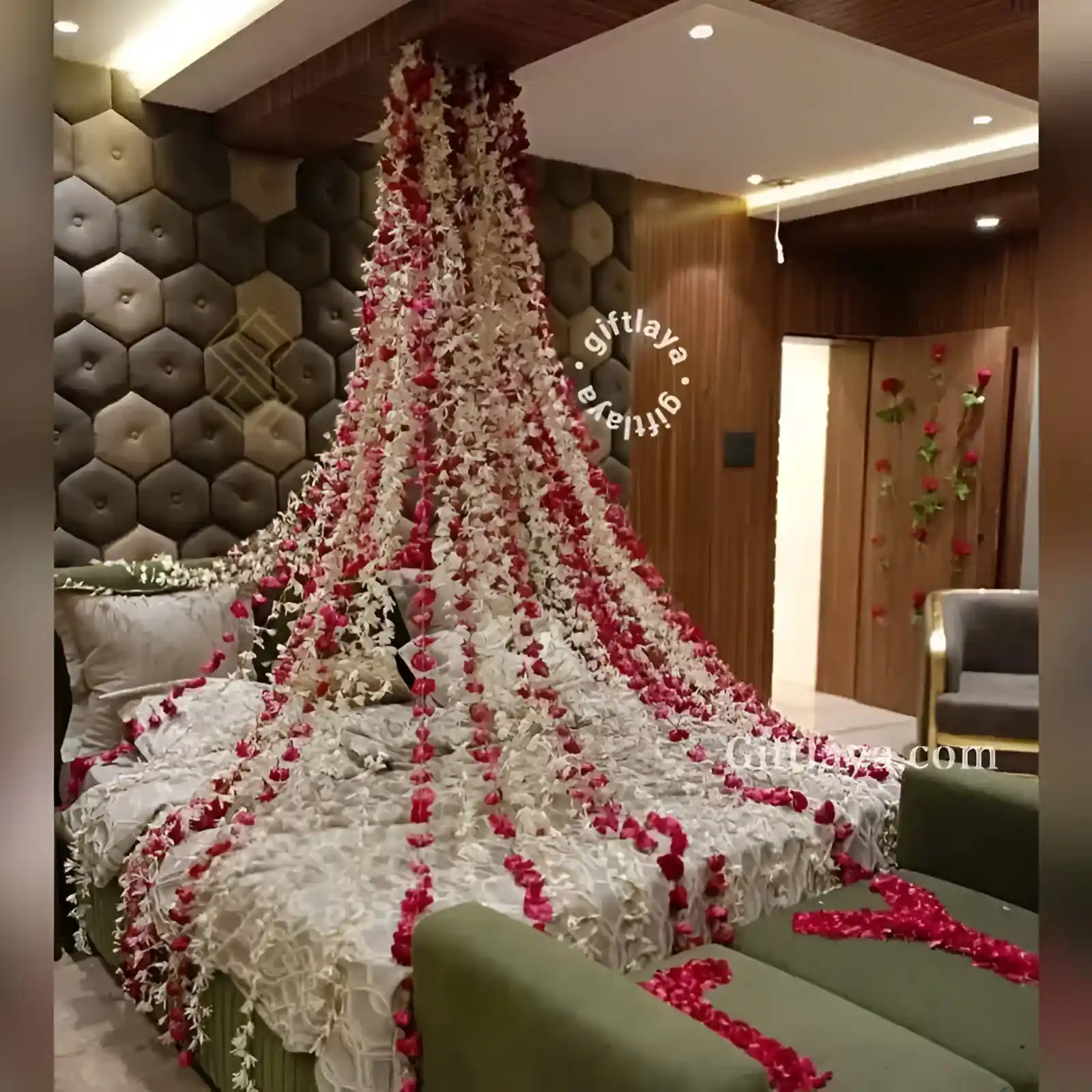 First Night Bed Flower Decoration
