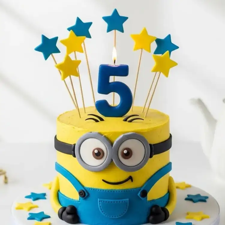 Minion Theme Delicious Cake